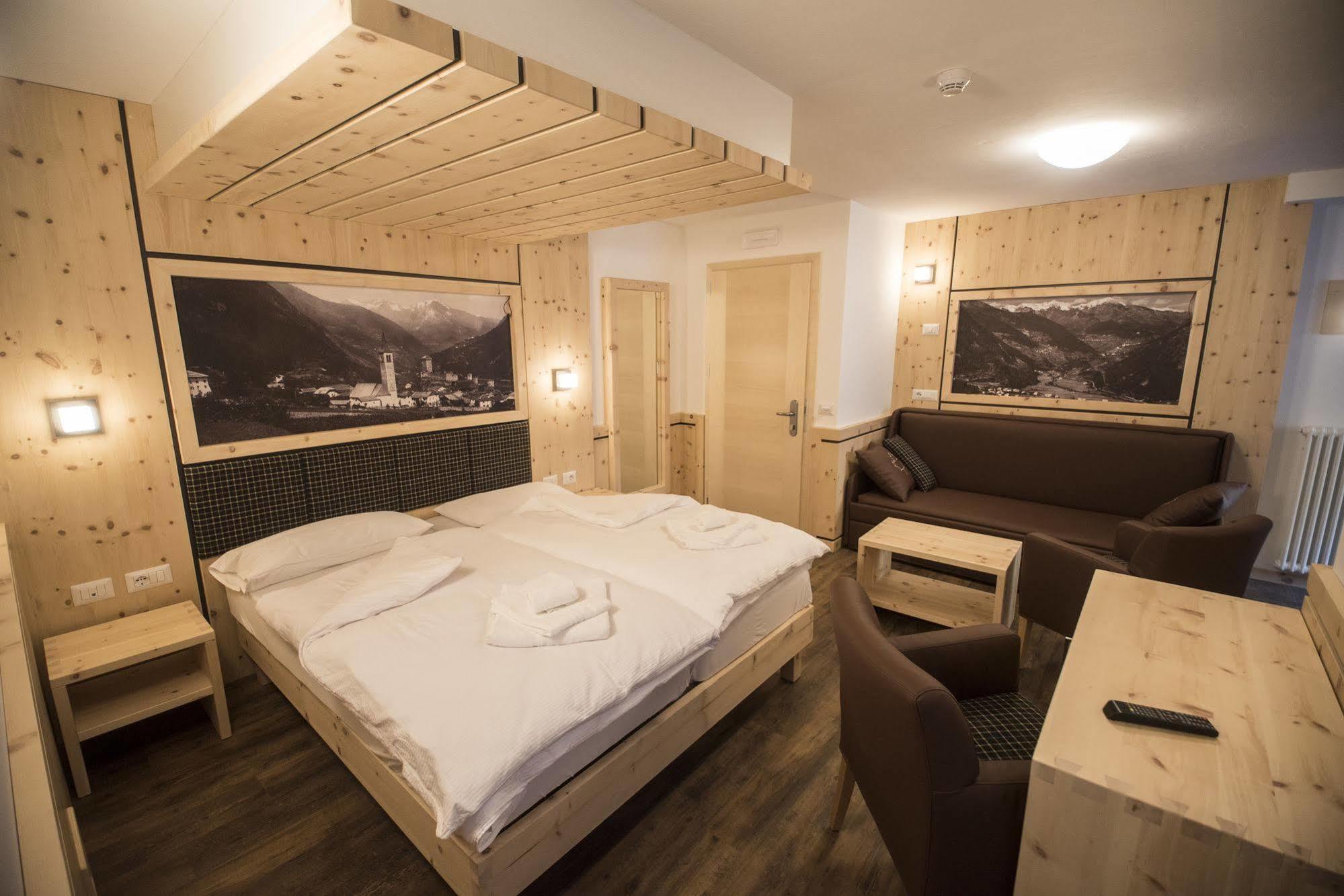 Hotel Niagara Ossana Bagian luar foto